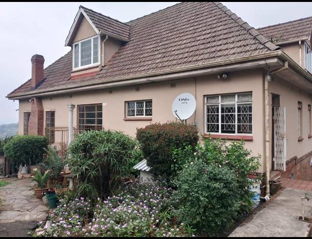 OFFICE FOR SALE IN TOWN HILL